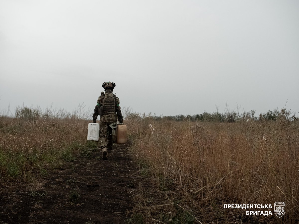 ZelenskyyUa's tweet photo. Today we honor the warriors who hold the line – for Ukraine’s positions and for the Ukrainian state. Wherever a Ukrainian infantryman advances, the Ukrainian flag is raised.

It is always our infantry who stand on the most difficult frontlines. They hold the defense, lead assaults, stop the enemy, and protect our land. Mechanized, motorized infantry, rifle, assault, and mountain assault units are the backbone of the Armed Forces of Ukraine.

The courage, strength, and skill of our infantry are undeniable. Just as our gratitude to the Ukrainian infantry for defending our state is unwavering. Ukraine stands as long as the infantry stands. On this Infantry Day, I thank our warriors for their strength, resilience, and daily fight. We are proud of you.

Glory to Ukraine!

🇺🇦🇺🇦🇺🇦