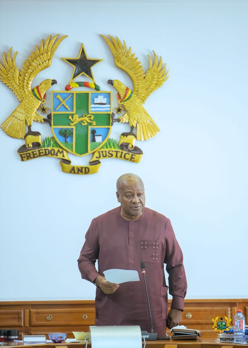 Doh Kafui (Flagbearer) (@dohkafui1) on Twitter photo Ghana's Saviour in this decade. His Excellency <a href="/JDMahama/">John Dramani Mahama</a>. God bless you for showing us what true leadership is.
#120DaySocialContractDelivered #AbanPapaAba
#MahamaLegacy #MahamaThePresident Ghana's Saviour in this decade. His Excellency <a href="/JDMahama/">John Dramani Mahama</a>. God bless you for showing us what true leadership is.
#120DaySocialContractDelivered #AbanPapaAba
#MahamaLegacy #MahamaThePresident
