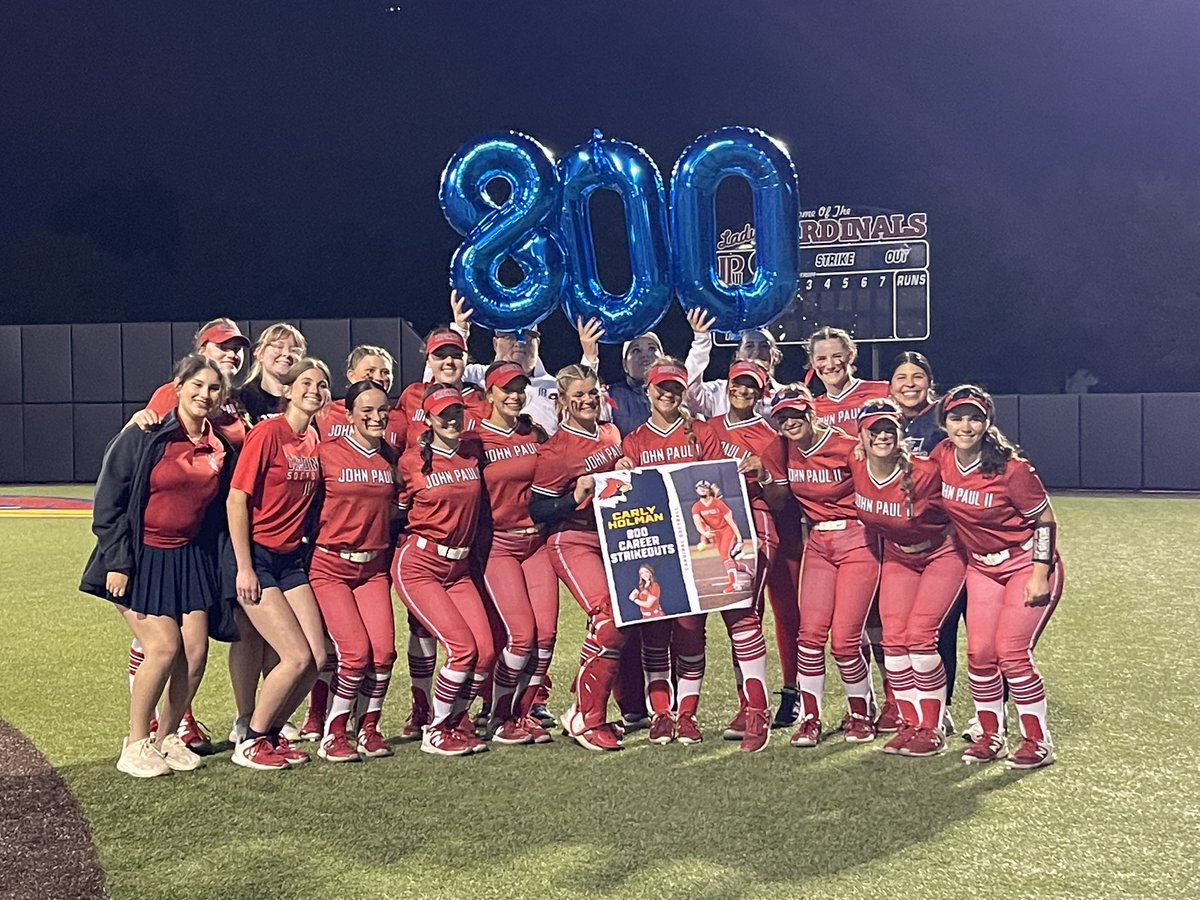 Tonight marks a significant evening at the ESC, as the girls have secured their ticket back to Arlington for their fifth consecutive Final Four appearance. The team achieved their 57th, 58th, and 59th HR’s of the season. Carly Holman reached a notable career milestone of 800K’s.