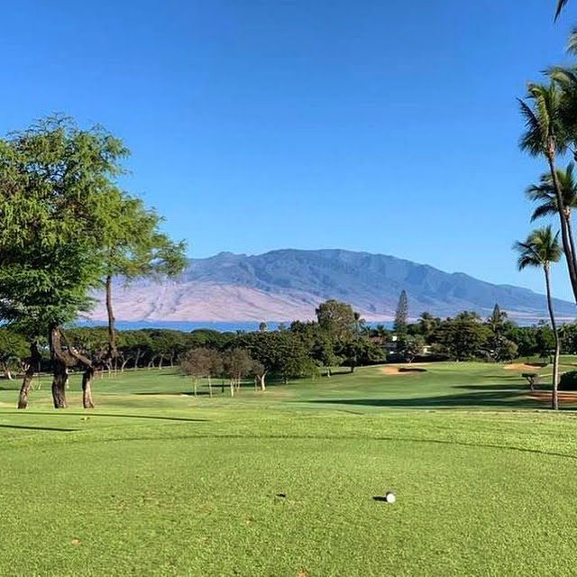 You know you're in paradise when your tee time comes with a view like this!

#Waileagolfclub #waileamaui #golfinhawaii #golfhawaii #golfmaui #visitmaui #teetime  #mauihawaii #WaileaGolf #GolfInParadise