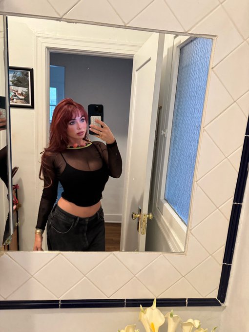 1 pic. Weekend https://t.co/LcF6bynK4u