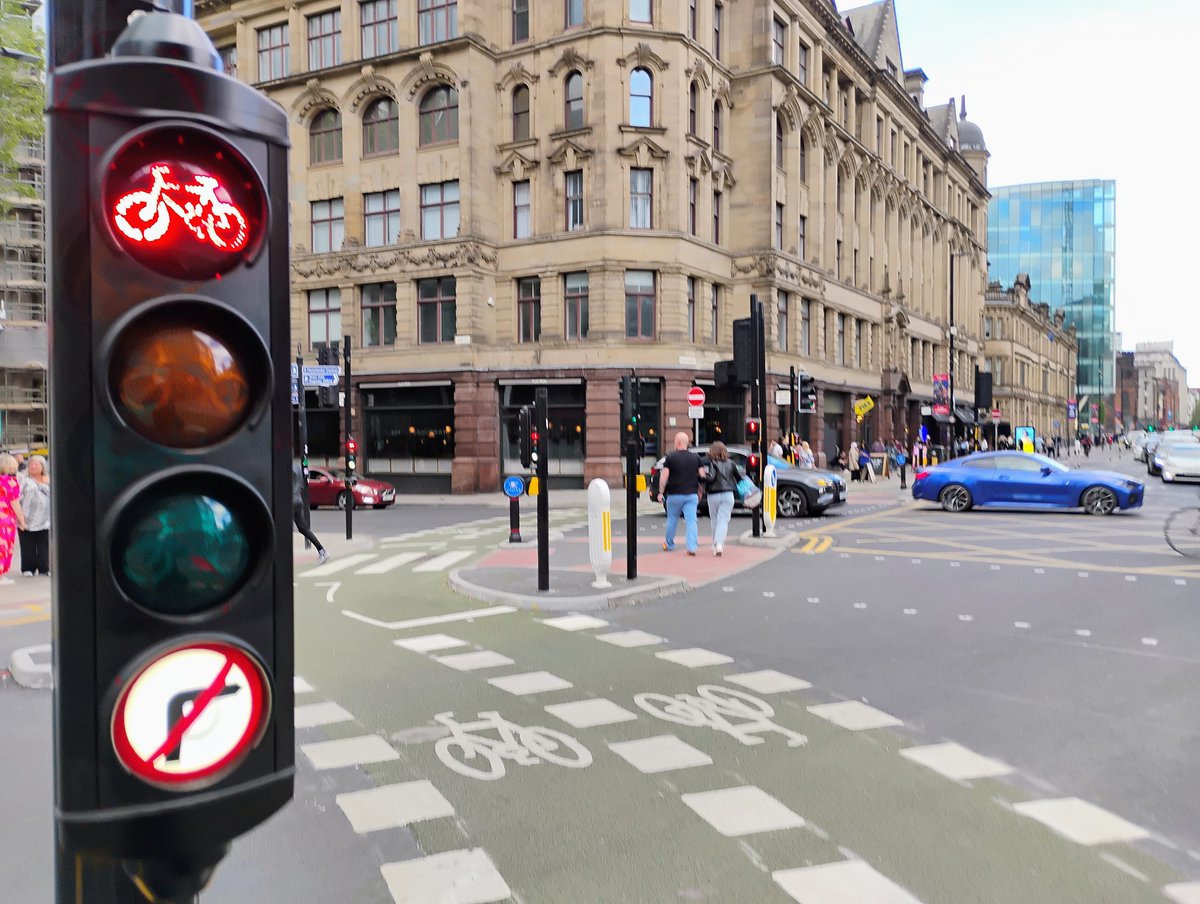 WalkRideDeansgate tweet media