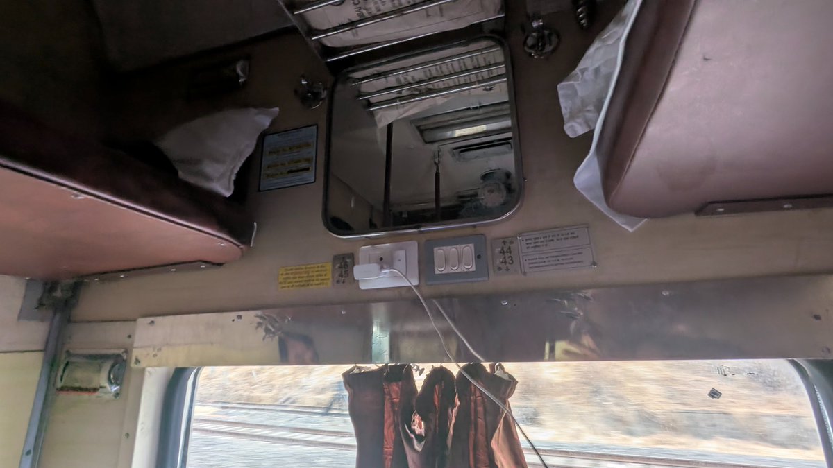 ASHUTOSH6007's tweet photo. @RailMinIndia @AshwiniVaishnaw Train no. 09186, This is the condition of 2AC coach. There is only one charging point for 6 passengers and coach seems to be very old which need to be get changed. Also taps in washrooms are not in good condition. My PNR 2660231564. https://t.co/dD0W54akQv
