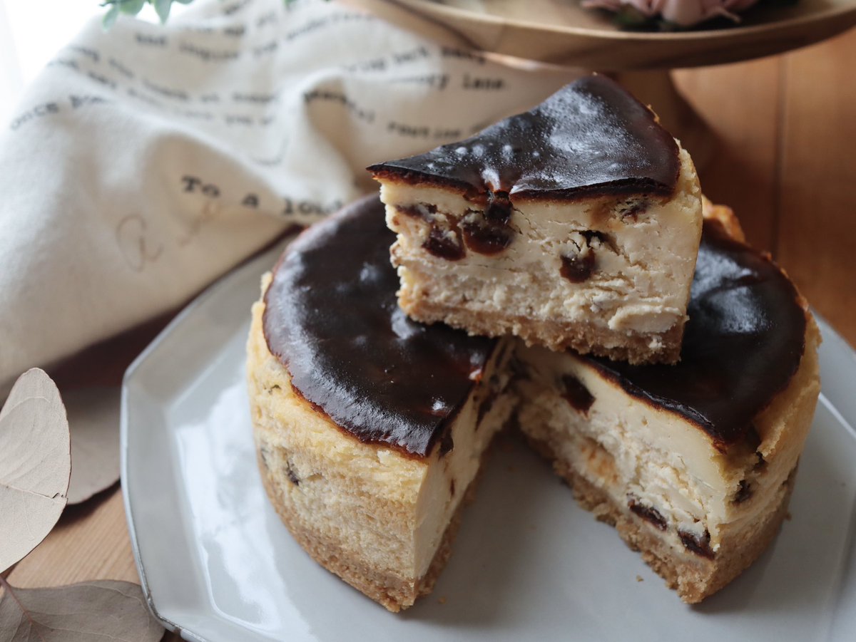 ラムレーズンチーズケーキ🍇
こらは美味しくできた♡
#手作りケーキ