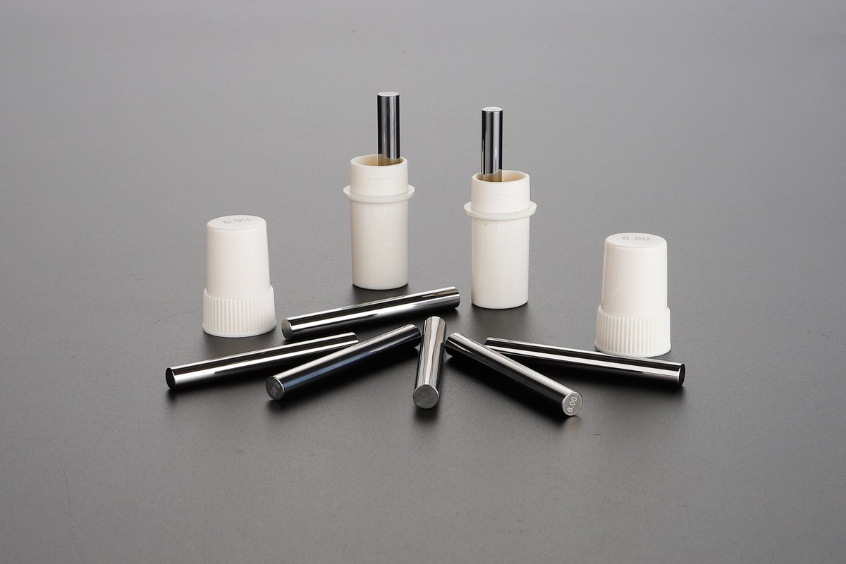 AndyWei98868105's tweet image. Essential for Precision Manufacturing
Pin Gauges are a must-have for any CNC workshop or mold factory.
🧩 Easy-to-use
📐 Precise hole testing
Increase production efficiency and reduce error with our hardened steel gauges.
#CNCWorkshop #PrecisionManufacturing #PinGaugeTools