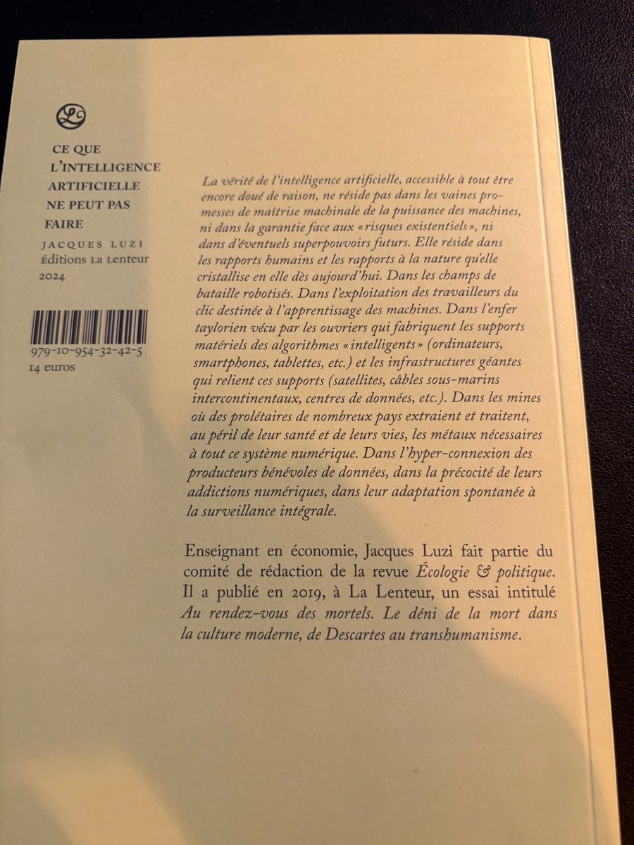 [Définition - simple et efficace - de l'IA]

"L'intelligence artificielle est la poursuite jusqu'au-boutiste du machinisme industriel, par le bouclage cybernétique de l'Organisation sociale."
