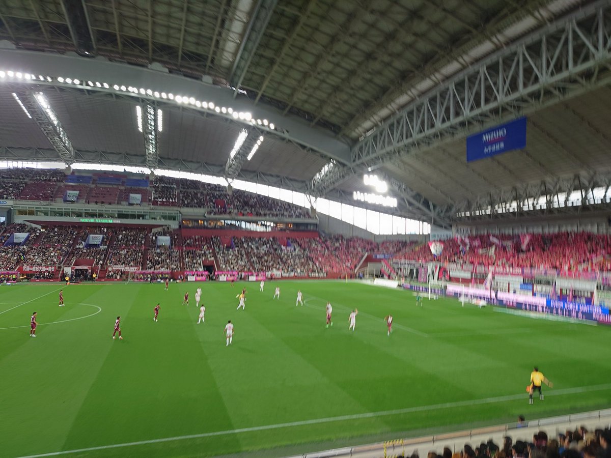 タナと一緒にノエスタ応援に行ったけど、前半の途中離脱。
泣きながら井の万さんに帰って来た
何かムッチャ悔しい。タナと私
ヴィッセルサポやで。