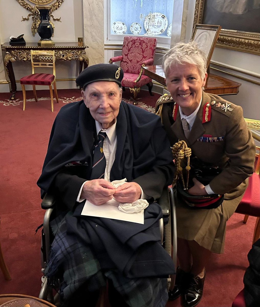 Royal Signals (@r_signals) on Twitter photo What an amazing day everyone involved with yesterday's #VE80 celebration had! Signaller Robert Piper, one of the tiny cohort of surviving wartime veterans, was given a very warm welcome by the Master of Signals at Buckingham Palace.
#VEDay80 <a href="/RoyalFamily/">The Royal Family</a> What an amazing day everyone involved with yesterday's #VE80 celebration had! Signaller Robert Piper, one of the tiny cohort of surviving wartime veterans, was given a very warm welcome by the Master of Signals at Buckingham Palace.
#VEDay80 <a href="/RoyalFamily/">The Royal Family</a>