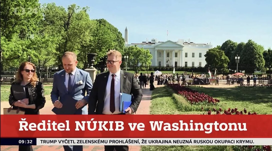 bertajarosova's tweet image. Cooperation in #cyberspace never stops. 🇺🇸🇨🇿 It was a great honor to welcome @NUKIB_CZ Director Lukas Kintr to Washington DC last week to meet with US counterparts and discuss our continued cooperation in #cybersecurity👉nukib.gov.cz/en/infoservis-…