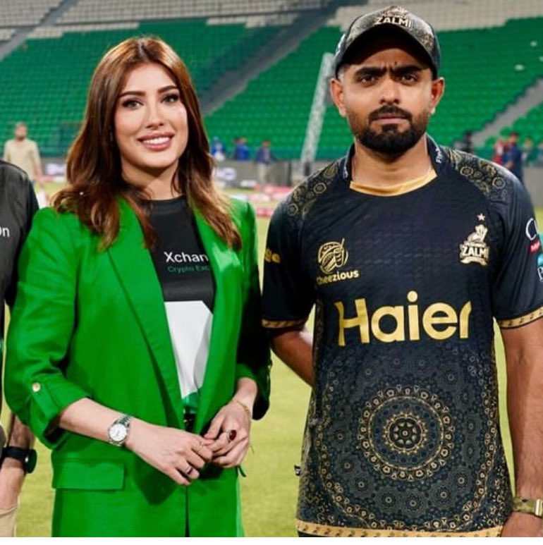 Tweet_Re_Tweet_'s tweet photo. Mehwish hayat and Babar Azam 🤩
#mehwishhayat #BabarAzam https://t.co/MEOKXpQBW0