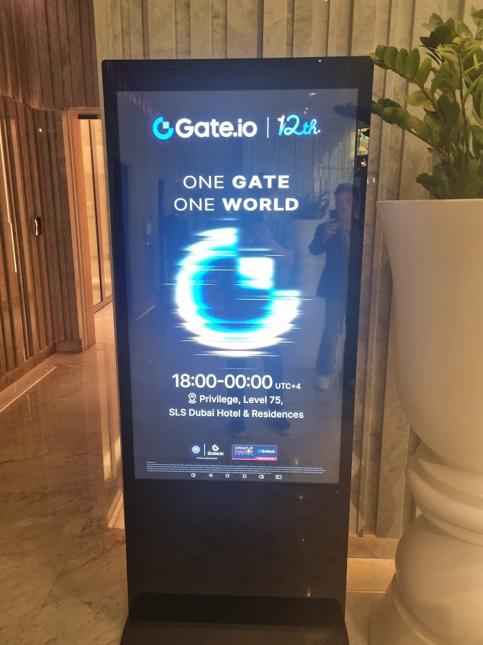 Yidocy_Plus's tweet photo. @Gate_io 12th Anniversary Celebration in full swing👏👏
@Yidocy_Plus team attended the celebration during #Token2049Dubai. Why were we there? Guess what will happen for @Yidocy_Plus in the 2nd half of this year lol 
Check out the vibe! https://t.co/Yd11bWzPXA