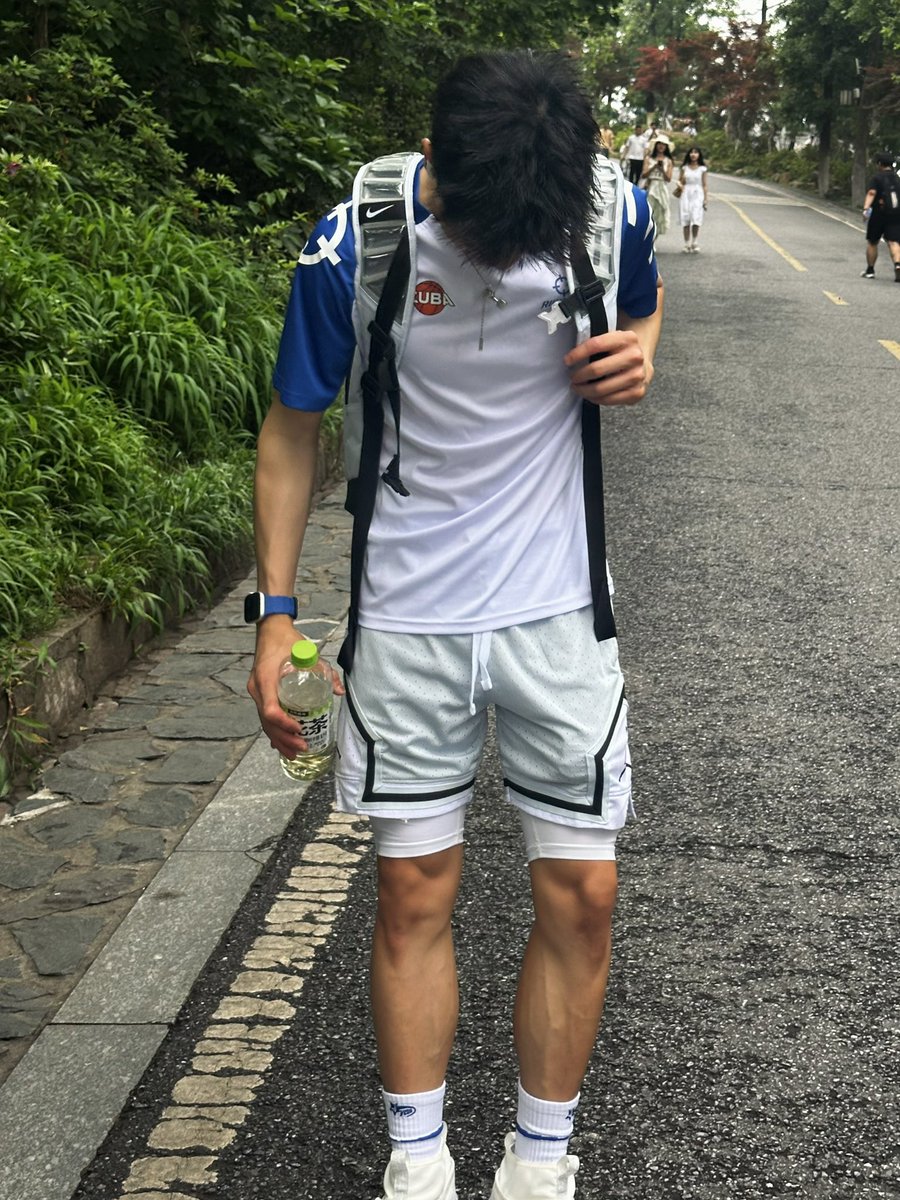 喝碗白舟 (@kirkkkk77) on Twitter photo 