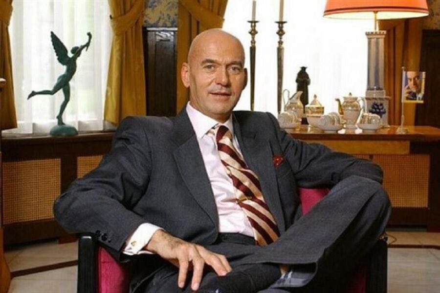 Pim Fortuyn — De laatste verboden waarheid
Door Max von Kreyfelt

6 mei 2002. Het was geen politieke moord. Het was een systeemschok. Een executie van het onvoorziene. Een afrekening met waarheid in haar blootste vorm. Pim Fortuyn werd niet vermoord omdat hij gevaarlijk was —