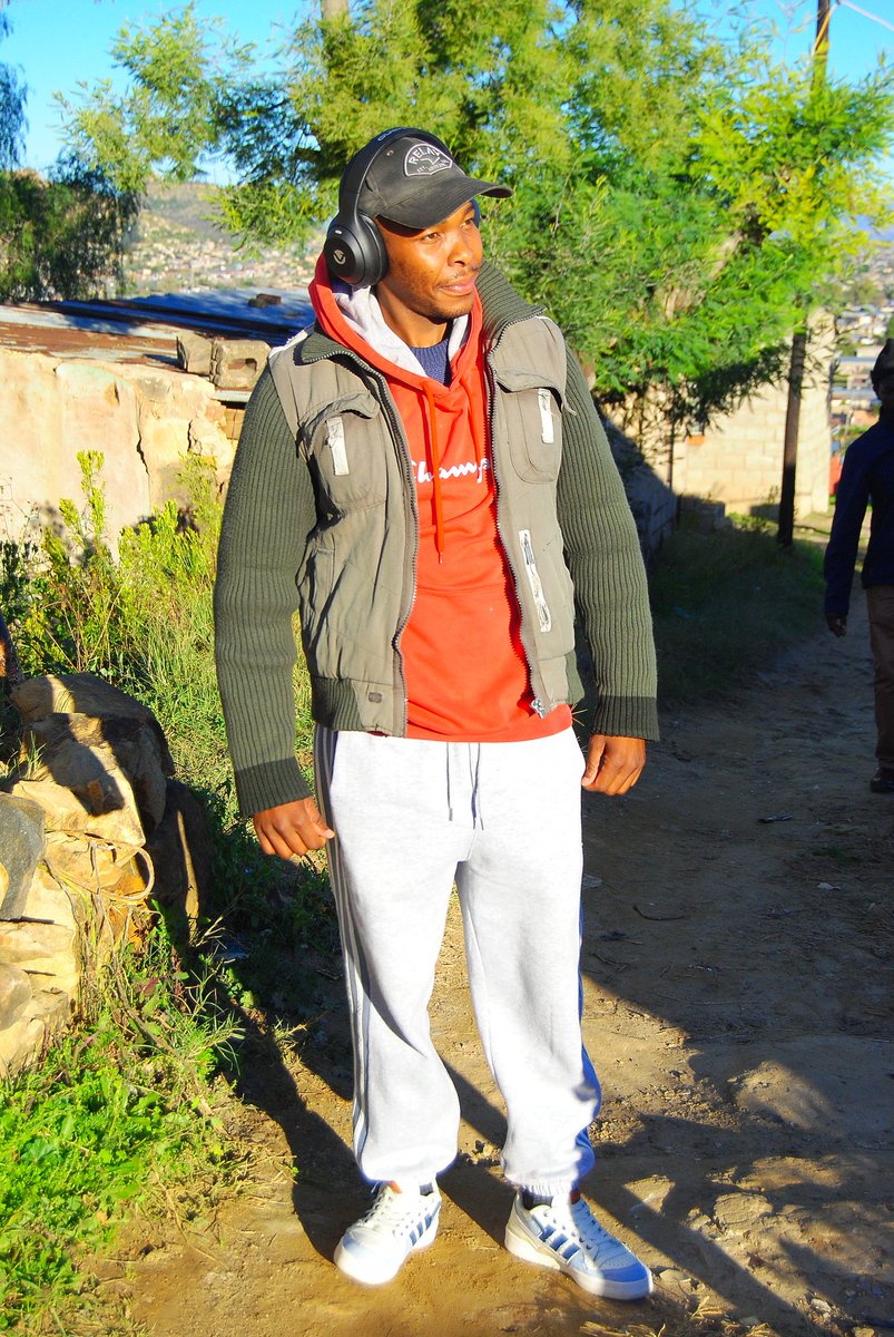 MEET Gravity,
He is Mastering the game of one move at a time.♟️. Always ready to take on any opponent who dares to face him. Play with him and see who truly controls the board! 
#ChessMaster #ChallengeAccepted #Checkmate #DollyPics📷