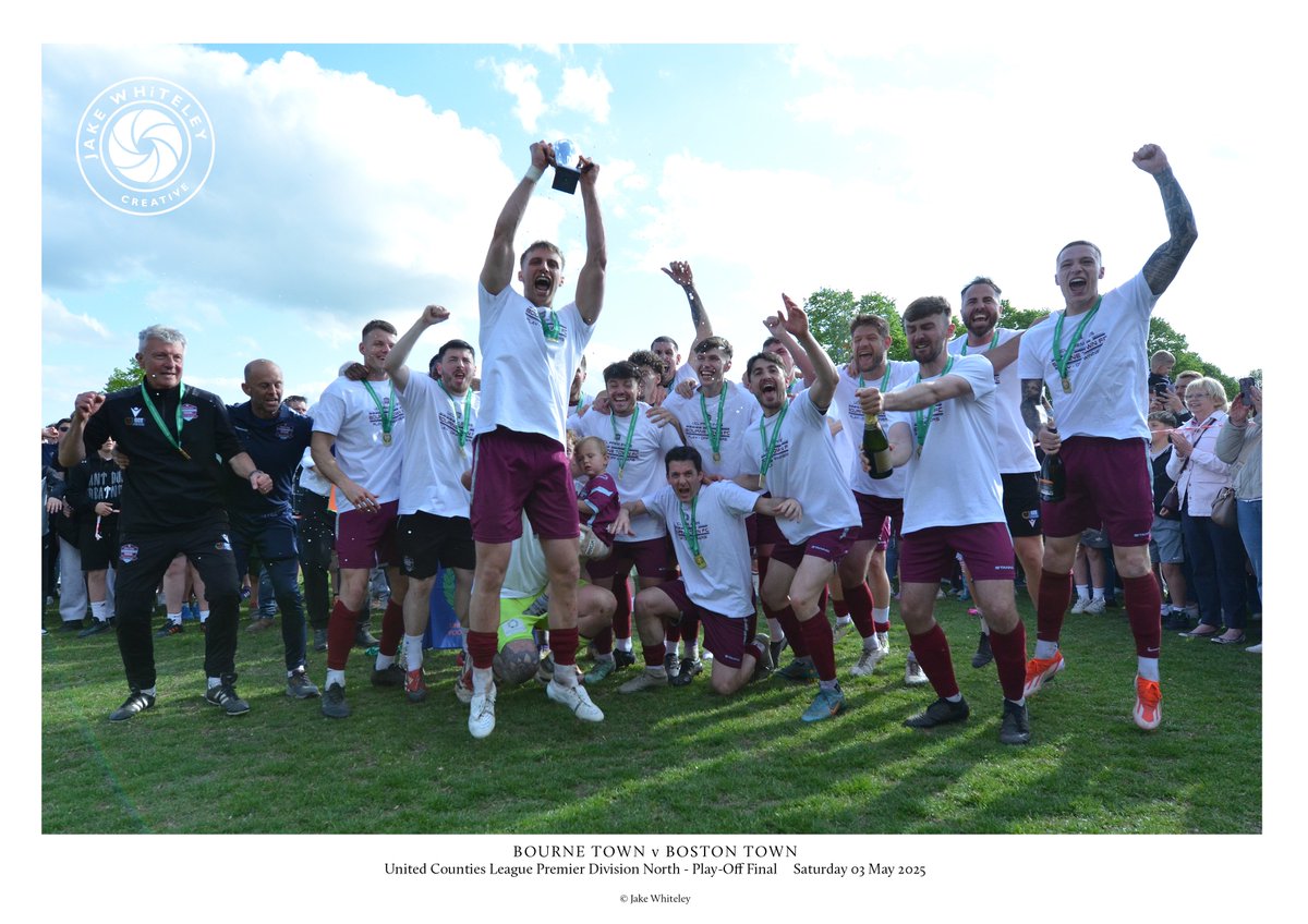1/4: Only one place to start with highlights from Saturday's #UCLPremNorth #PlayOffFinal between <a href="/BourneTownFC/">Bourne Town FC</a> v <a href="/bostontownfc/">Boston Town FC</a> - the joyous celes for the host #Wakes after a thrilling penalty shoot-out followed a 1-1 draw after 90 mins!... <a href="/DanSwan01/">Dan Swan</a> <a href="/jonabomb5/">Richard Jones</a>