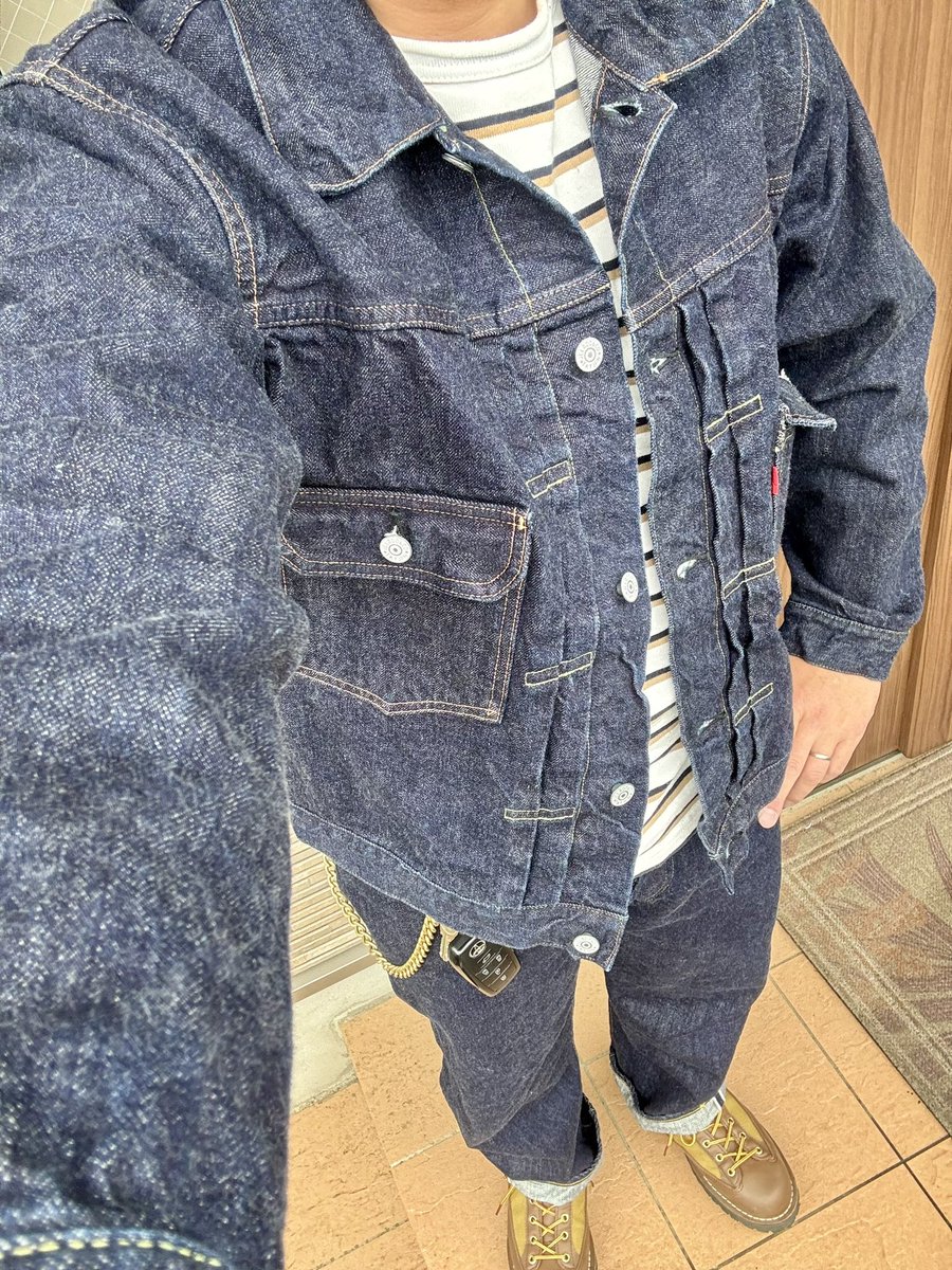 toshi8211_tw's tweet photo. 今日は1日中雨☔
昨日と気温が違いすぎる😓
🧥 #JELADO #406EXX #BLACKTAG #50's #2nd
👕 #coen
👖 #JELADO #Supreme #55Denim #SILVERTAG #XXモデル
🥾 #Danner #DANNERLIGHT #GORETEX #KHAKI https://t.co/Sm1quQQZr9