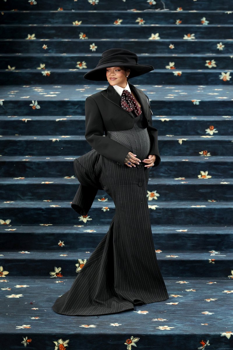 pembenar tweet media