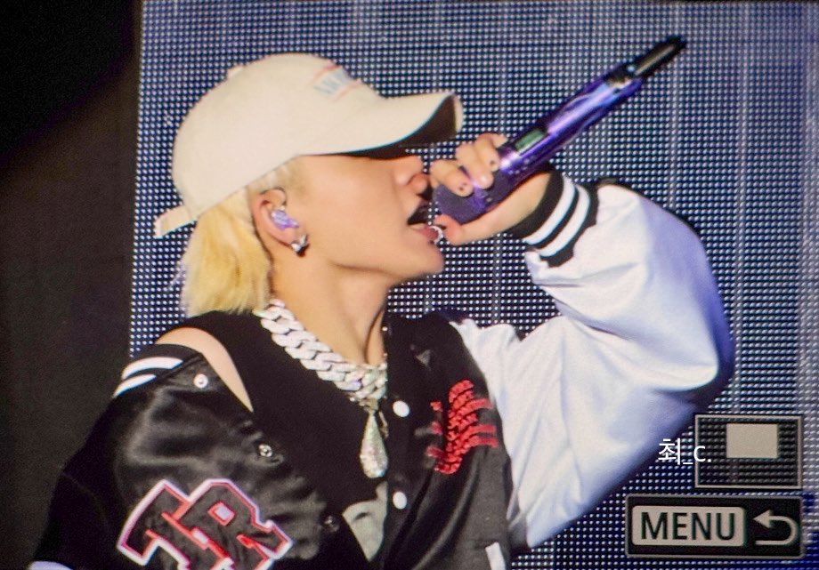 myluv_choi_c's tweet photo. 250506   팬콘    FUKUOKA

FC  후쿠오카　　福岡

#최현석 #CHOIHYUNSUK #ヒョンソク 
#트레저 #TREASURE #トレジャー
#TREASURE_SPECIALMOMENT 
#FANCON_in_FUKUOKA https://t.co/Ug9cUr0VXv