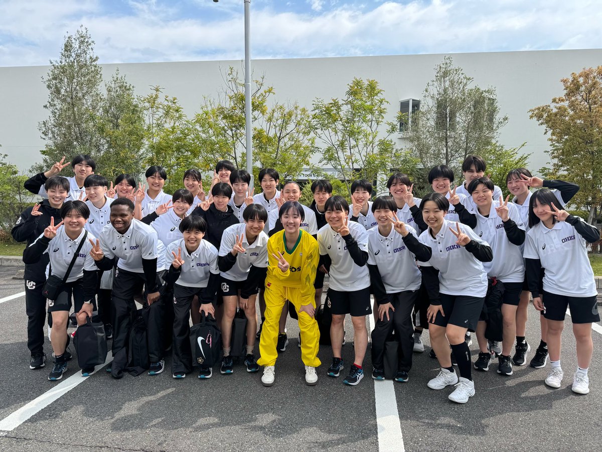 桜花学園高等学校バスケ部ウォームアップシャツ　ナイキ　新品 NIKE（ナイキ） メンズ レディス バスケットボール 長袖Tシャツ ジャ