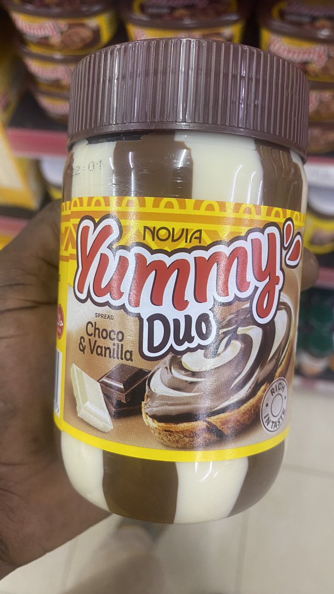 1AlainBELIBI's tweet photo. Une équipe jeune et dynamique. 
 
#Yummy le nouveau bébé de #NoviaIndustries après
#Oléo #Jazz #Pavani #Lattéo #Ofresh #Uno https://t.co/ewDXX4XzdM