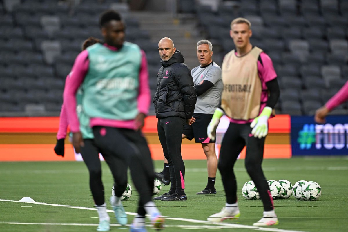 Vince™ tweet media