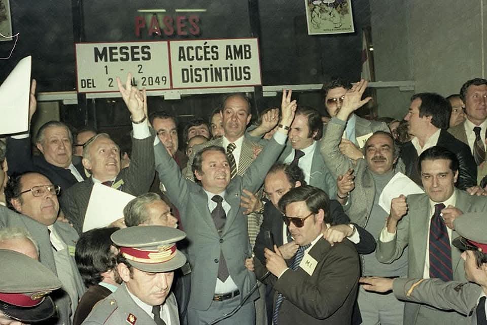 LCF666's tweet image. El 6 de maig del 1978 Josep Lluís Núñez  va guanyar les eleccions a la presidència del F.C.Barcelona

Els candidats Ferran Ariño i Nicolau Casaus, amb 9.527 i 6.202 vots, respectivament, no van poder superar els 10.352 vots de Nuñez.