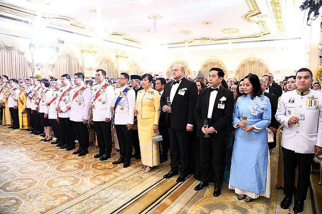 Об участии Посла России в Таиланде в приеме по случаю дня коронации

thailand.mid.ru/ru/press-centr…

On the participation of the Russian Ambassador in the Grand Reception on the occasion for His Majesty King’s Coronation

thailand.mid.ru/en/press-centr…