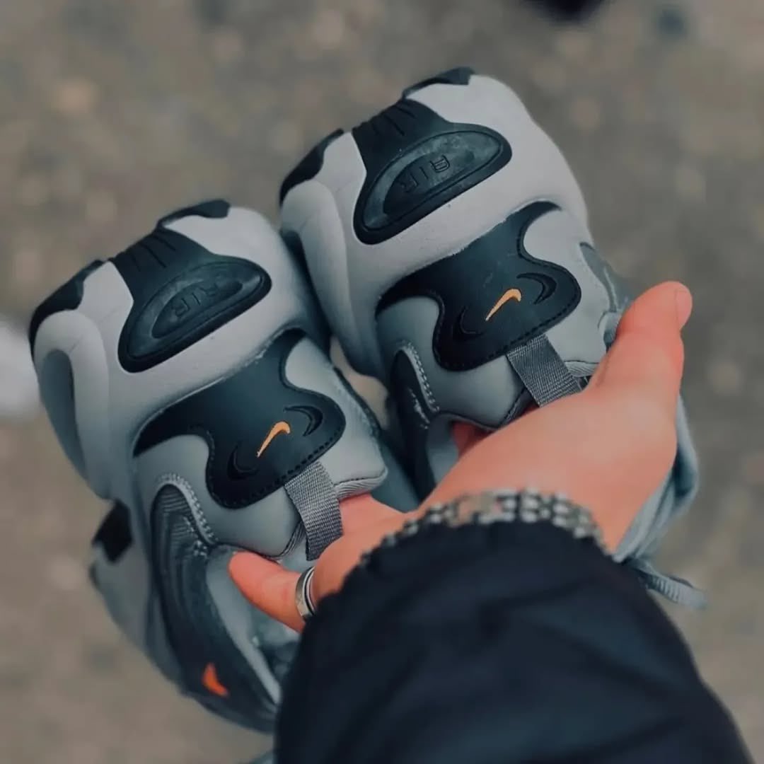 mactrendz's tweet image. WhatsApp +256755272634 for deliveries — NIKE AIR MAX Portal Grey serving premium comfort and futuristic street style. Rock the streets in sizes 38-45.
#NikeAirMax #PortalGrey #UrbanEssentials #SneakerDropUG #StreetStyleKampala