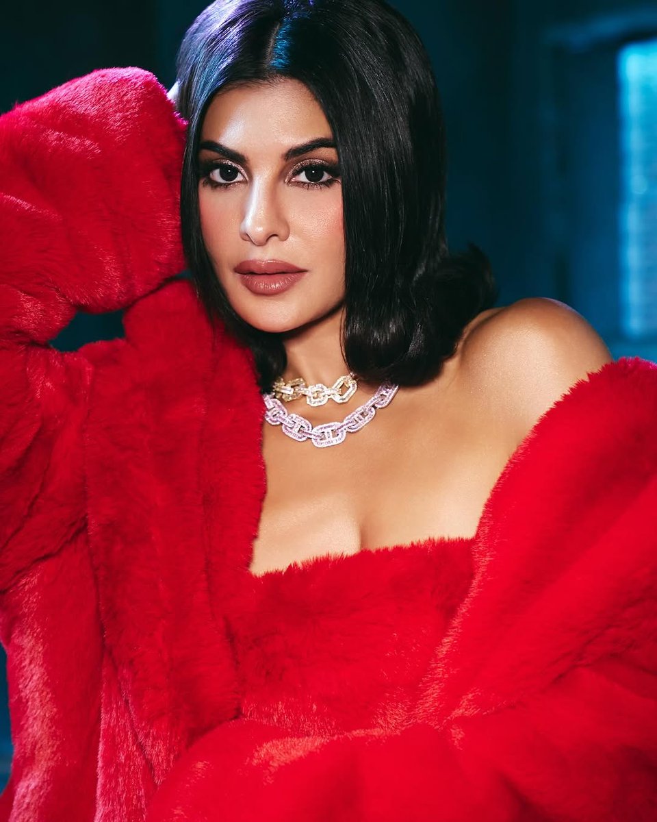 NRIPage's tweet photo. Jacqueline Fernandez Turns Boss Babe in Fiery Red Look – Latest Viral Photos
View more at...https://t.co/eqvCf9recC
#NRIPage #JacquelineFernandez #BossBabeLook #RedHotStyle #ViralPhotos #CelebrityFashion l #HighFashionShoot #GlamGoals #PowerLook #IndianActressStyle https://t.co/tf6d9rZ8fL