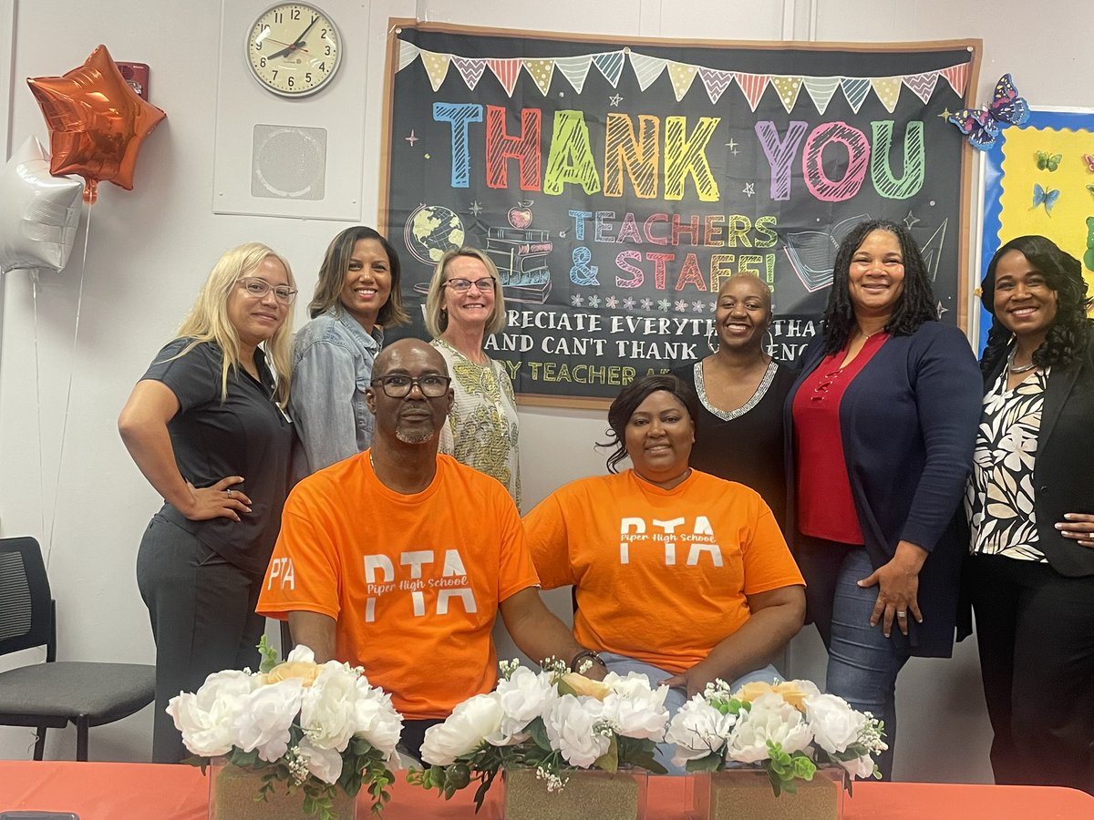 Day 1 of Teacher Appreciation. Thanks PTSA for breakfast🧡🤎