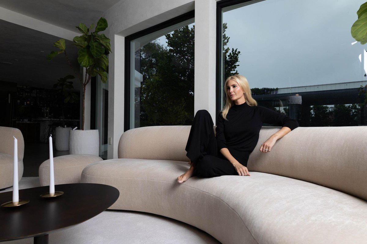 IvankaTrump's tweet photo. Midweek mindset: calm, clear, and committed... one focused morning at a time 

Happy Tuesday ! 🤍 https://t.co/ln70lQY4bM