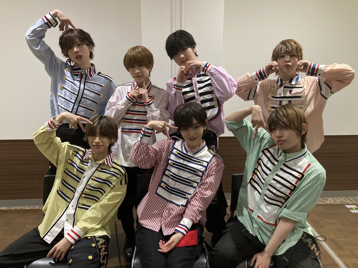 GW最終日リリースイベントinイオンモール天童ありがとうございました！

7人で山形に来るのは初と言うことで、最終日の今日も盛り上がっていただきありがとうございました😊

実は、1部の本番中ちょっとしたアクシデントがありましたが気付いた方いますでしょうか？😅（正解はALTにて）