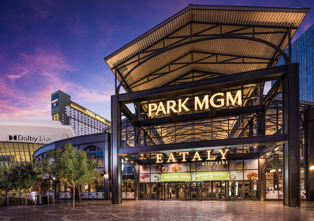 DomainNameWire.com tweet media