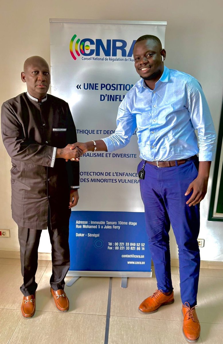 Mamadou DIAGNE (@diagnemamadousn) on Twitter photo Le 5 mai 2025, j’ai rencontré Mamadou Oumar Ndiaye, président du CNRA. Nous avons discuté de la collaboration entre la <a href="/CJRS221/">Convention des Jeunes Reporters du Sénegal</a> et le CNRA pour mieux accompagner les jeunes reporters et promouvoir une presse responsable. Cette rencontre marque le début d’un partenariat renforcé. Le 5 mai 2025, j’ai rencontré Mamadou Oumar Ndiaye, président du CNRA. Nous avons discuté de la collaboration entre la <a href="/CJRS221/">Convention des Jeunes Reporters du Sénegal</a> et le CNRA pour mieux accompagner les jeunes reporters et promouvoir une presse responsable. Cette rencontre marque le début d’un partenariat renforcé.