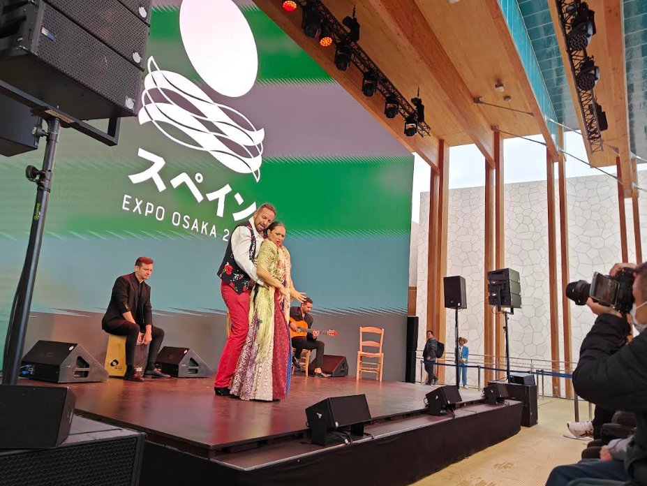Acción Cultural AC/E (@acecultura) on Twitter photo 📸✨ ¡Semana llena de arte, tradición y emoción en el pabellón de España en la <a href="/expo2025japan/">Expo 2025 Osaka Kansai</a>! 🇪🇸🎌
🎭 Castilla y León nos ha hecho viajar al corazón de sus raíces con:
🕺 Danzantes tradicionales
🎶 El grupo Charros y Gitanos
🏺 Un hábil alfarero que ha fascinado a niños y 📸✨ ¡Semana llena de arte, tradición y emoción en el pabellón de España en la <a href="/expo2025japan/">Expo 2025 Osaka Kansai</a>! 🇪🇸🎌
🎭 Castilla y León nos ha hecho viajar al corazón de sus raíces con:
🕺 Danzantes tradicionales
🎶 El grupo Charros y Gitanos
🏺 Un hábil alfarero que ha fascinado a niños y