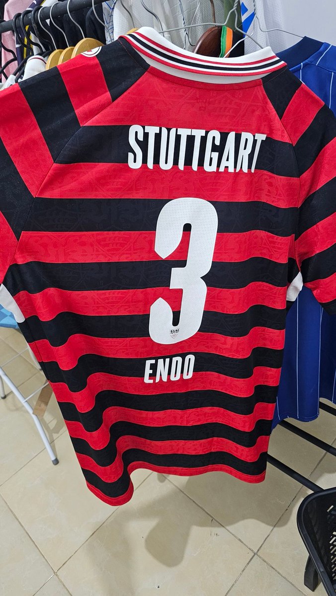 Haruka_Gito's tweet photo. Izin post, mau hibah jersey. Alasan : dia bkin salah sama gw, janjinya kalo dia ingkar, gw bebas pilih jerseynya buat diapain aja. yg mau sok angkut free, syaratnya cukup dm gw, alasan kenapa kalian mau jersey ini, alesan terbaik bakal minang 2 jersey ini @Jerseyforum https://t.co/6MwYRgPGK0