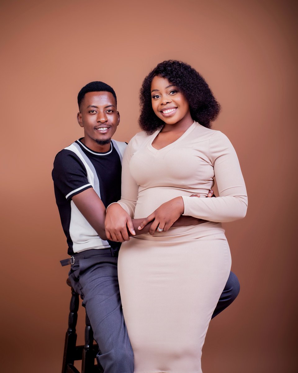 tariropc1's tweet image. 2 years and still counting 😍😍 Happy 2nd anniversary to us
I love you @Landelmunyardzi ❤️❤️❤️