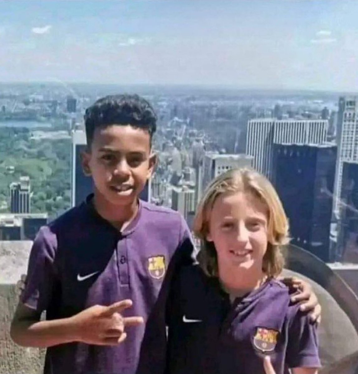 padriag0's tweet photo. dicen que lamine yamal es 2007 y el cabrón tiene la misma edad que modric https://t.co/ttBhFAsve2