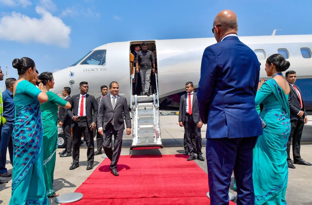 Get your facts right!

President AKD flew back in a 'special jet' from Vietnam today morning, in time to cast his vote. 

This jet was funded by the Vietnamese govt. It was not funded by any other party or individual.