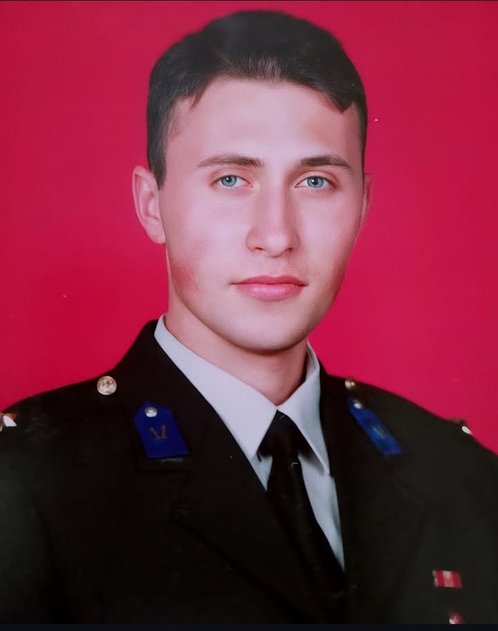 Mu.Yb. Gökhan Ünyeli 

Aziz ruhun şâd olsun şerefli Türk askeri!