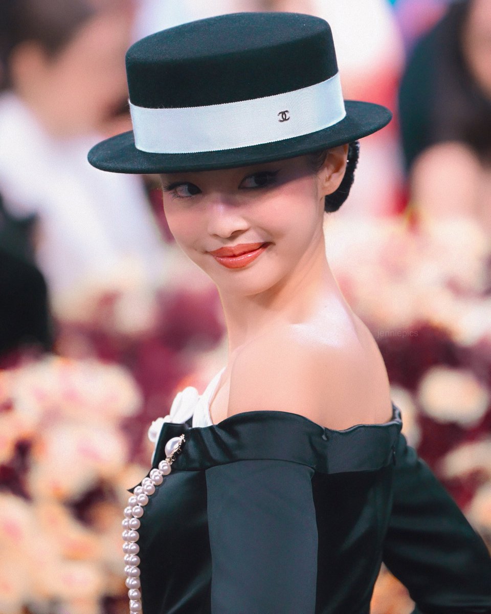 jennie pics tweet media