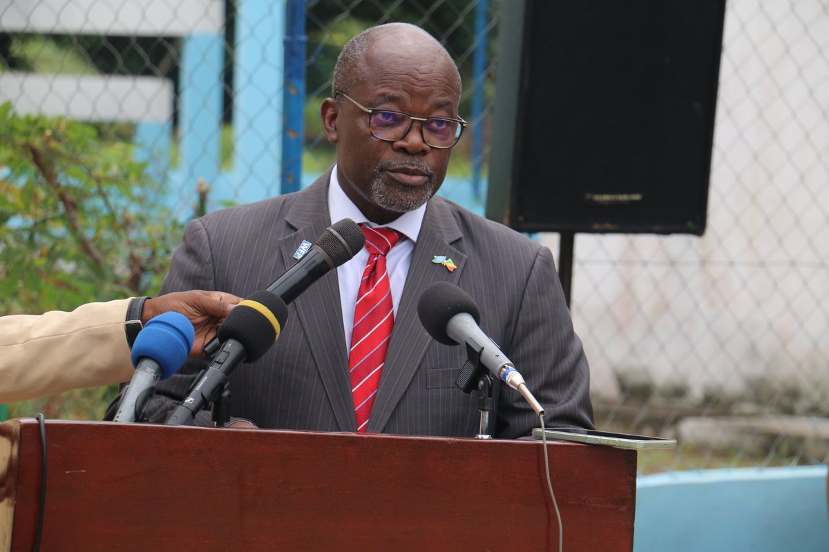 PamCongo's tweet image. @PamCongo Representative took part in the inauguration of the school canteen at Kintélé Fleuve Primary School.
This marks another step forward in the 🇨🇬 Government’s commitment to sustainable school feeding, ensuring that every child can learn in good conditions.🍽️
#SchoolFeeding