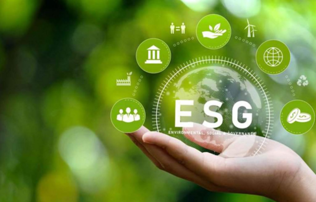 Claudia Cohen (@claudiaecohen) on Twitter photo Is "Energy, Security and Geostrategy" the new ESG ? According to Euronext CEO Stephane Boujnah, the label that's been used to define environmental, social and governance goals, should be reimagined to adapt to the new world order. To read on <a href="/business/">Bloomberg</a> ⬇️
blinks.bloomberg.com/news/stories/S… Is "Energy, Security and Geostrategy" the new ESG ? According to Euronext CEO Stephane Boujnah, the label that's been used to define environmental, social and governance goals, should be reimagined to adapt to the new world order. To read on <a href="/business/">Bloomberg</a> ⬇️
blinks.bloomberg.com/news/stories/S…