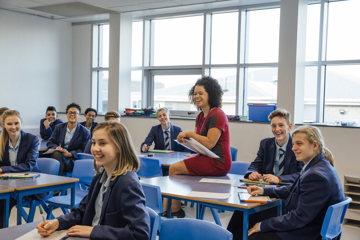 British Council (@britishcouncil) on Twitter photo 🎓 Calling all students studying French, German or Spanish. Apply for our Languages Teacher Training Scholarship funded by <a href="/educationgovuk/">Department for Education</a>, and receive £28,000 to train as a language teacher in England.
Find out more: tinyurl.com/3dsxj2av. Criteria apply.
#lttscholarship 🎓 Calling all students studying French, German or Spanish. Apply for our Languages Teacher Training Scholarship funded by <a href="/educationgovuk/">Department for Education</a>, and receive £28,000 to train as a language teacher in England.
Find out more: tinyurl.com/3dsxj2av. Criteria apply.
#lttscholarship