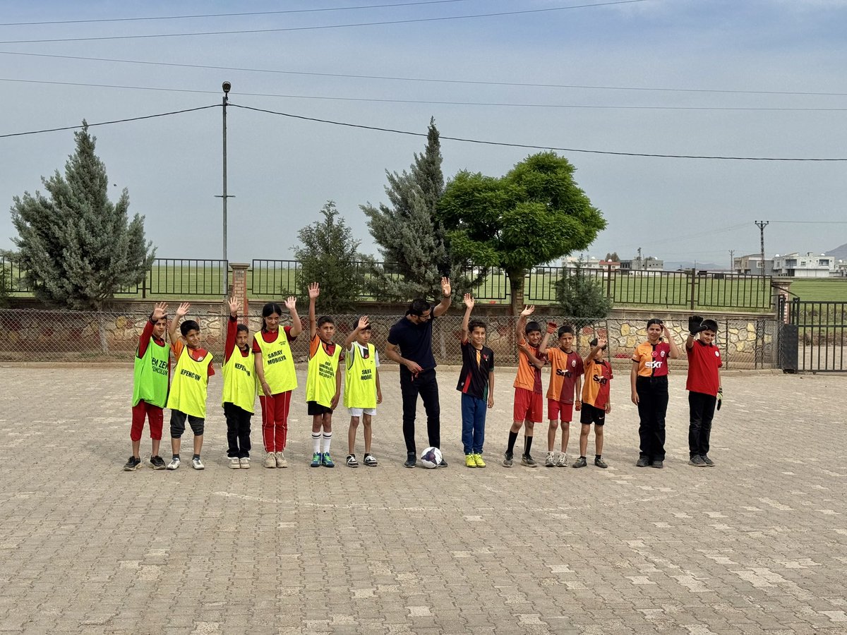 🏫Okulumuzda Bahar dönemi futbol turnuvası başlamıştır.⚽️Tüm öğrencilerimize başarılar dileriz. 🏫
<a href="/tcmeb/">Millî Eğitim Bakanlığı</a> 
<a href="/Yusuf__Tekin/">Yusuf Tekin</a> 
<a href="/mardinilmem/">Mardin İl Millî Eğitim Müdürlüğü</a> 
<a href="/ali_eyyupkoca/">Ali Eyyupkoca</a> 
<a href="/SuleymnAKIN/">Süleyman AKIN🇹🇷</a> 
<a href="/makdag47/">Makdag</a> 
<a href="/derikmem47/">Mardin/Derik İlçe Millî Eğitim Müdürlüğü🟢🇹🇷</a> 
<a href="/MstfaKAHRAMAN/">Mustafa KAHRAMAN 🟢🇹🇷</a>