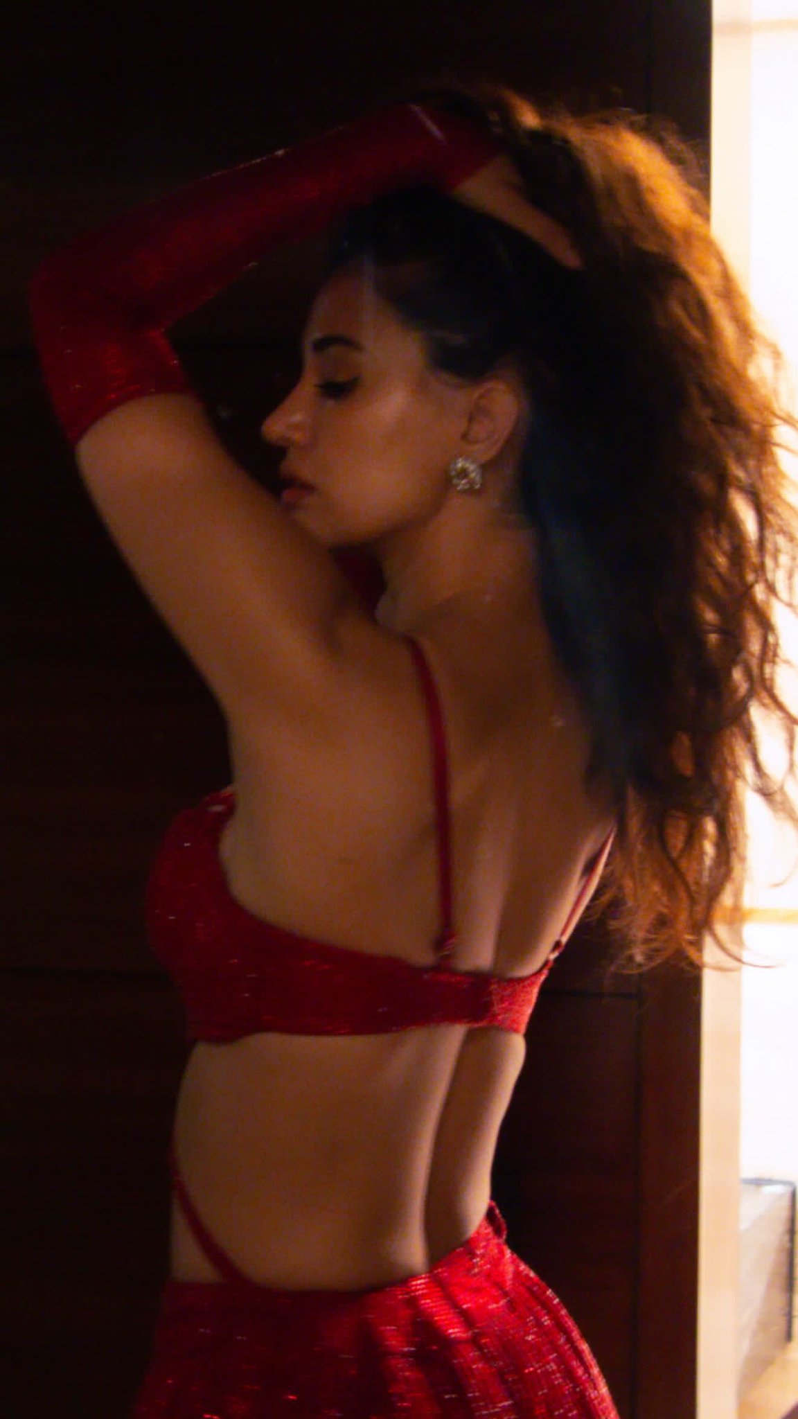 GqQFDjJbAAIf514?format=jpg&name=large