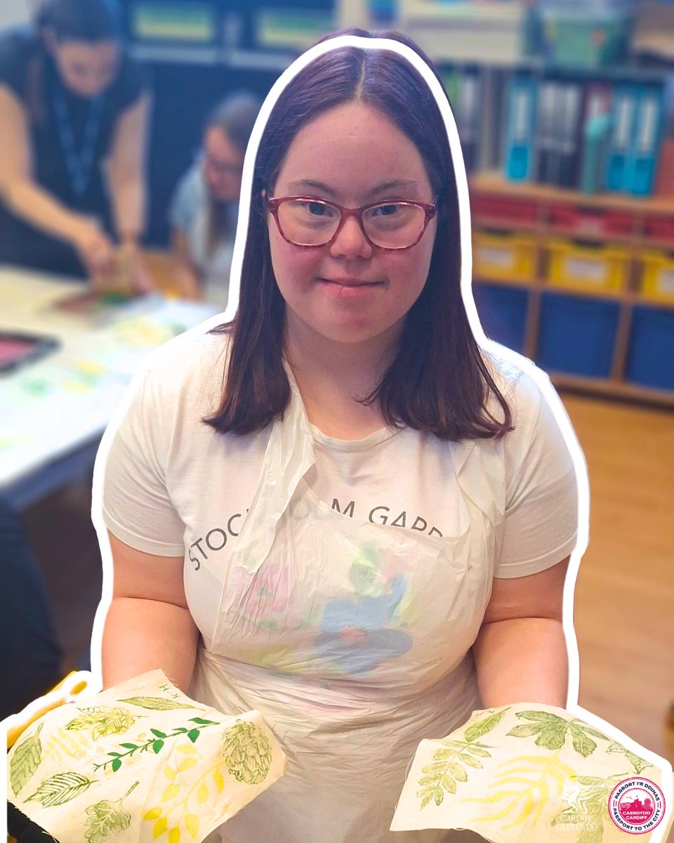 @TyCalon_WHS had great fun screen printing; stamping; and ironing their own floral stencil designs, ready for public display, as part of a bespoke workshop delivered by <a href="/ThePrinthaus/">The Printhaus</a>! 🌼

We can't wait to facilitate 4x bespoke #P2TC engagements with <a href="/ThePrinthaus/">The Printhaus</a> this August! 🎨