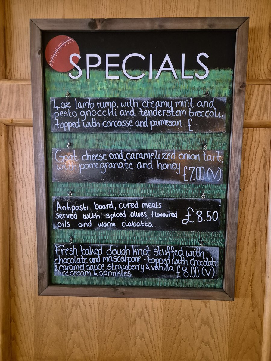 Chefs specials are up 👨‍🍳

thewilliamgunn.co.uk/book