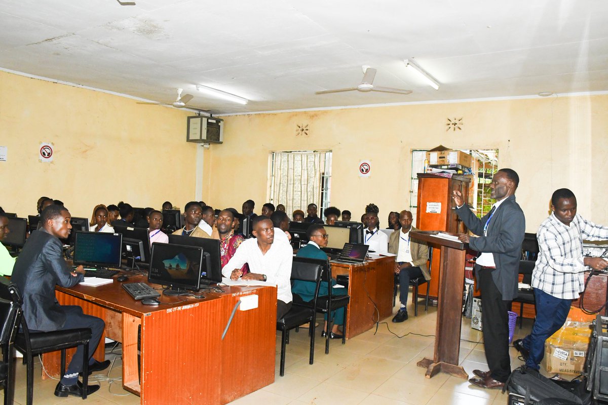 chuka__uni's tweet image. The Department of Physical Sciences commenced its workshop on Electronic Structure Methods, under the theme &quot;Physics Without Frontiers.&quot; The training, which emphasized the pivotal role of physics in advancing scientific and technological progress, was officially opened by the DVC…