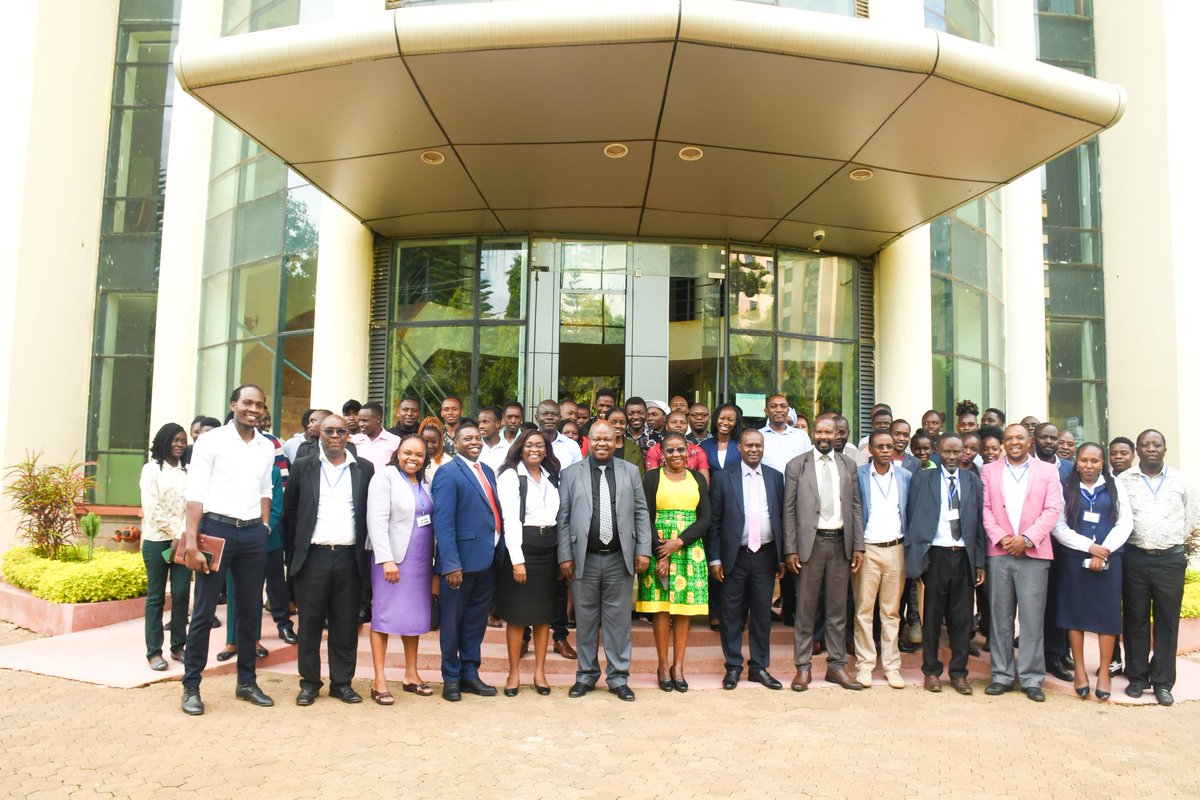 chuka__uni's tweet image. The Department of Physical Sciences commenced its workshop on Electronic Structure Methods, under the theme &quot;Physics Without Frontiers.&quot; The training, which emphasized the pivotal role of physics in advancing scientific and technological progress, was officially opened by the DVC…